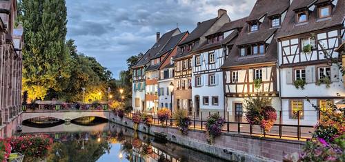 bep-au-4-hong-co-lo-nuong-inoksan-ino-7kg23s