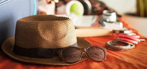 4 cách xếp đồ vào vali siêu gọn cần phải biết